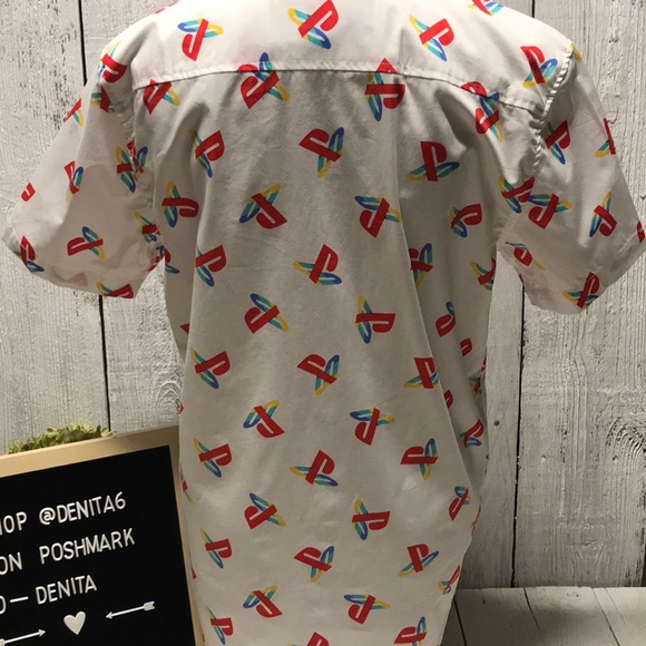 Men’s PlayStation Logo Button Down Shirt M - Picture 5 of 6